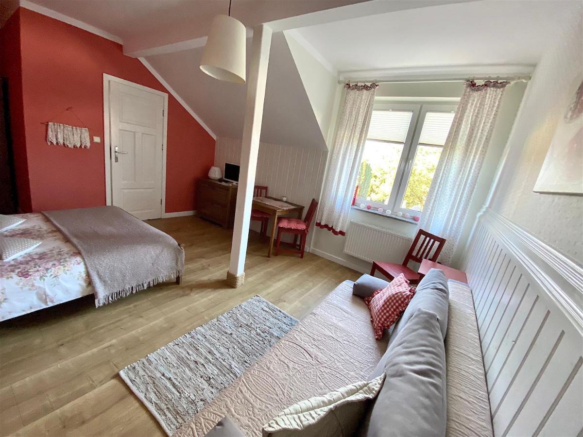 Szary Domek Apartamenty Ustka Exterior photo